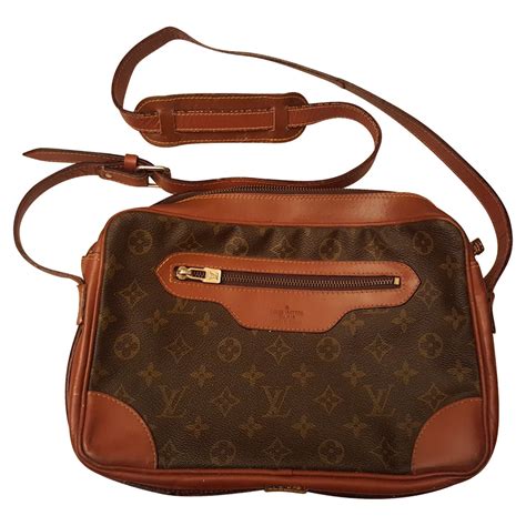 lv schoudertas prijs|Louis Vuitton Schoudertassen: Koop tot .